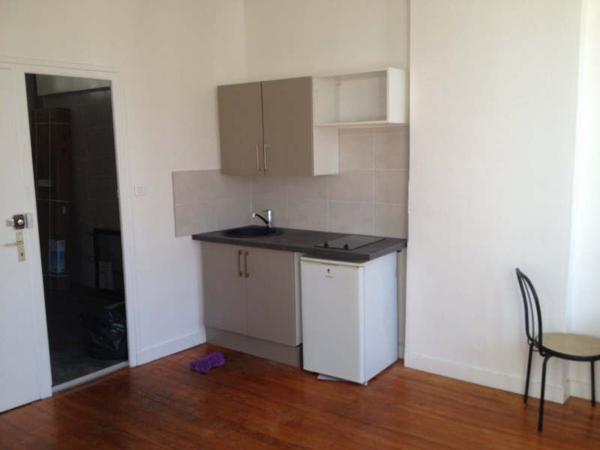 Location studio La rochelle Centre ville, 20m² 1 pièce 536€