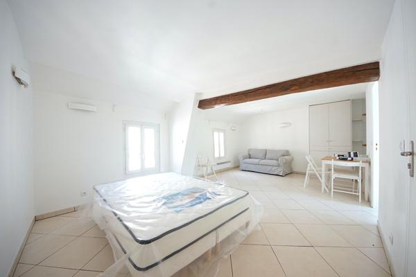 En plein coeur du centre ville - studio Meublé 33 m2