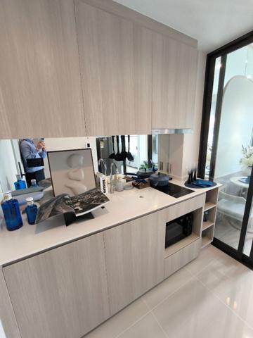 The Reference Sathorn Wongwianyai. Condominiums urbains design à 130m du BTS Wongwian Yai