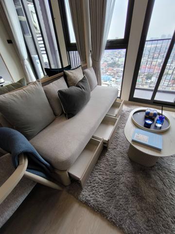 The Reference Sathorn Wongwianyai. Condominiums urbains design à 130m du BTS Wongwian Yai