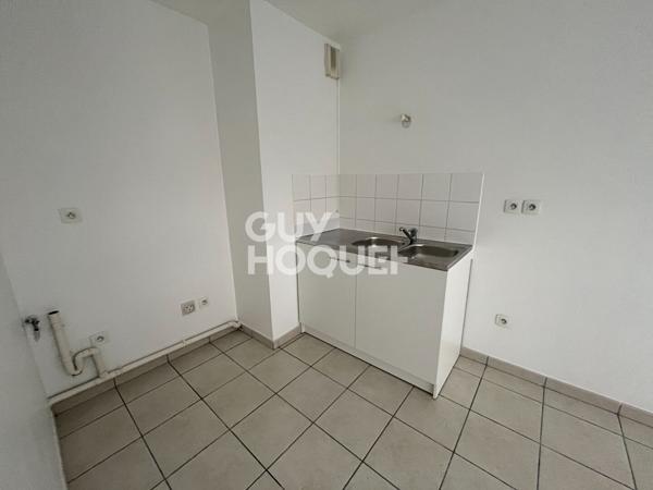 Appartement T2  Saint-Etienne centre proche commodités avec garage