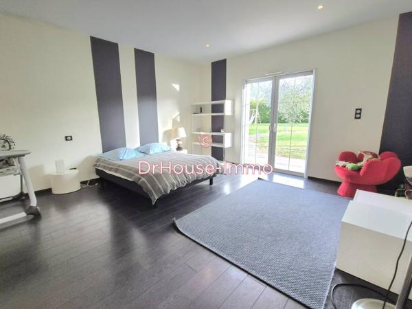 Maison à vendre 10 pièces de 360 m²