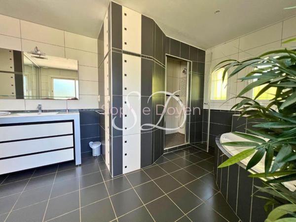 Propriété d'exception - Argeles Sur Mer - 14 pièces - 523 m2