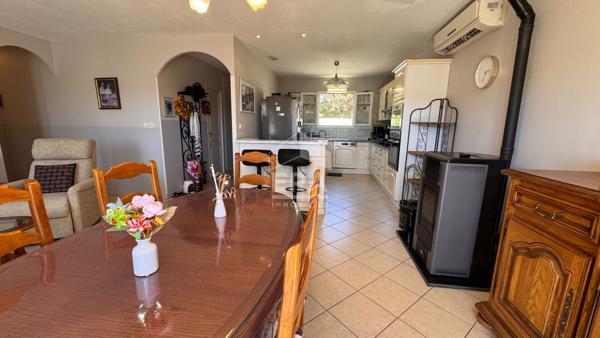 Maison à Vescovato 88 m2 avec 3 chambres, sous sol amenagé (T2 de 40 m2) et 1816 m2 de terrain