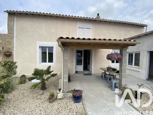 Maison à vendre 2 pièces 70 m² Aigre