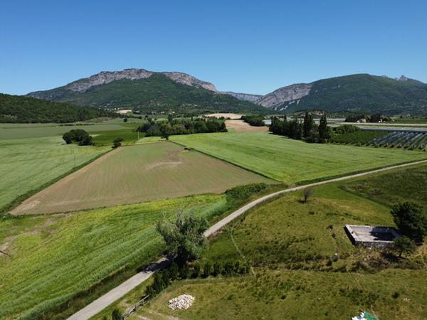 Maison EN PIERRE secteur SISTERON de 266 m2 Bâtisse en pierres avec vue panoramique  Alpes de hautes provence