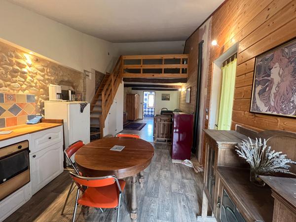 Maison EN PIERRE secteur SISTERON de 266 m2 Bâtisse en pierres avec vue panoramique  Alpes de hautes provence