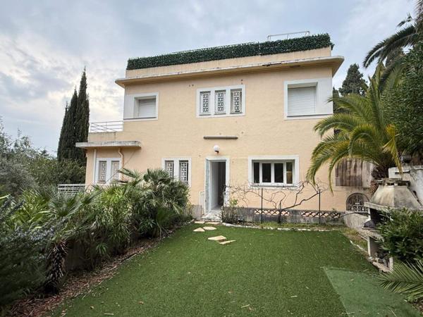 Cannes-Maréchal Juin : 3-4 pièces rénové atypique, jardin et terrasse