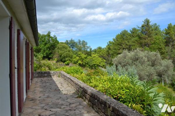 MAISON INDIVIDUELLE AVEC TERRAIN ATTENANT DE 2013 m²