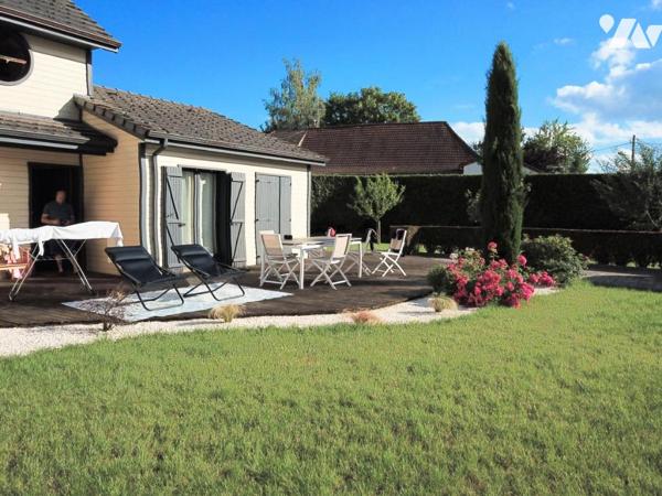 Pr Commodités sur 932m² Villa ossature bois 121m² hab; vie plain pied possible;
