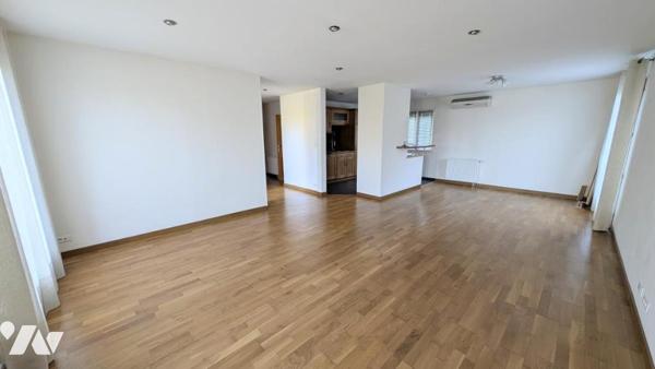 Pr Commodités sur 932m² Villa ossature bois 121m² hab; vie plain pied possible;