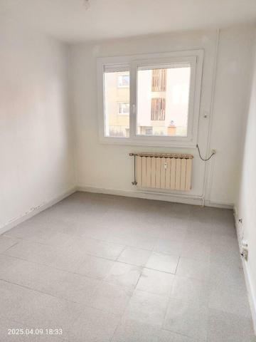 PROCHE ALSTOM ET GENERAL ELECTRIC - PISTE CYCLABLE