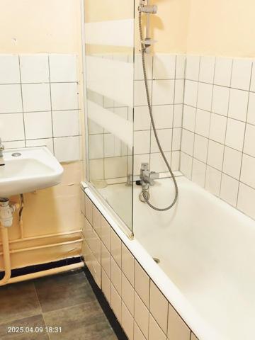 PROCHE ALSTOM ET GENERAL ELECTRIC - PISTE CYCLABLE