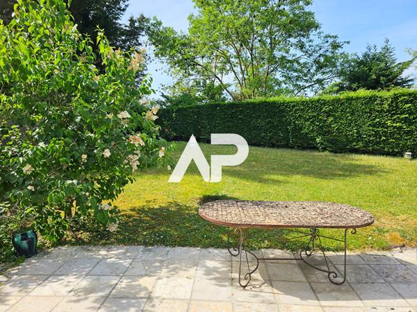 Maison Montmorency 5 pièce(s) 200m2 895 000 € **  - Référence  1129