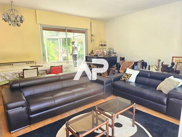 Maison Montmorency 5 pièce(s) 200m2 895 000 € **  - Référence  1129