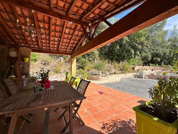 Maison 113 m2 avec studio  -Grand GARAGE - 1300 m2 de terrain