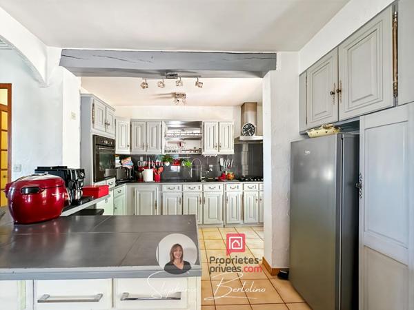 Maison 113 m2 avec studio  -Grand GARAGE - 1300 m2 de terrain