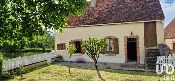 Maison rustique 3 pièces de 75 m² à Fontaines (89130)