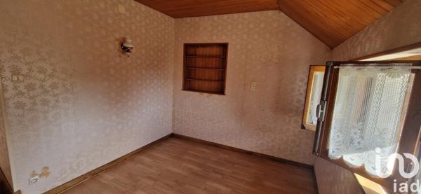Maison rustique 3 pièces de 75 m² à Fontaines (89130)