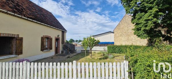 Maison rustique 3 pièces de 75 m² à Fontaines (89130)