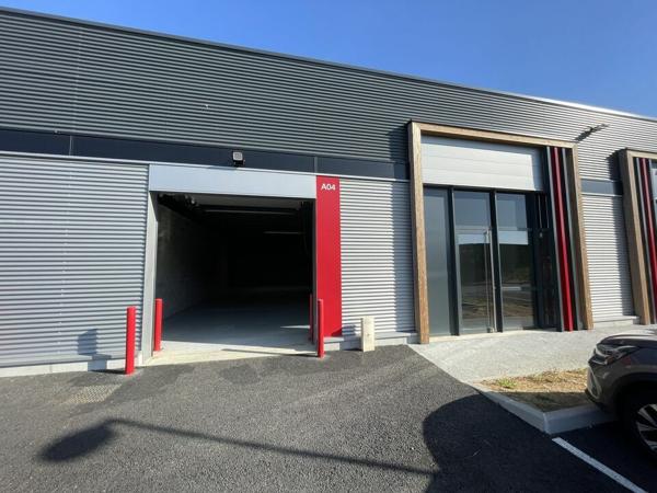 Local d'activites 240 m² à louer MORDELLES (réf : 35.5966)