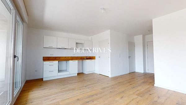 Magnifique T3 en étage élevé avec terrasse de 25m2