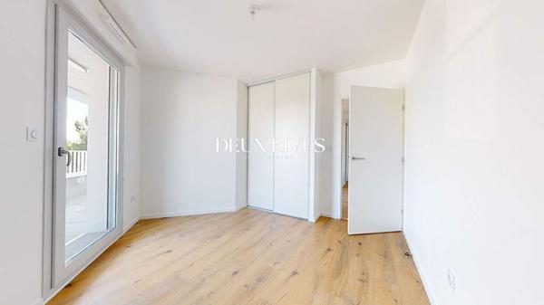 Magnifique T3 en étage élevé avec terrasse de 25m2
