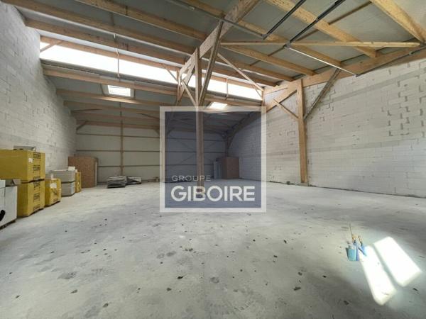 Local d'activites 1730 m² à louer THOUARE SUR LOIRE (réf : 44.019001)