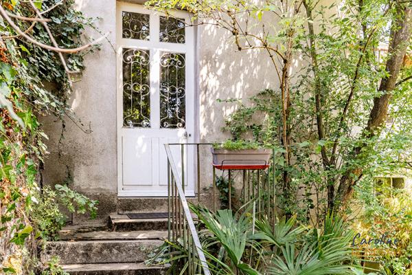 A vendre Nantes Hauts pavés appartement avec jardin
