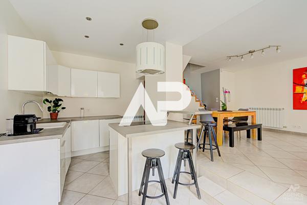 Maison Rueil Malmaison 6 pièce(s) 120m² 795 000 € **  - Référence  11191