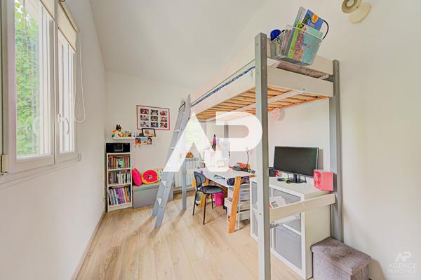 Maison Rueil Malmaison 6 pièce(s) 120m² 795 000 € **  - Référence  11191