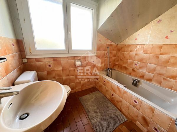 Maison St Vit 5 pièce(s)  à rénover