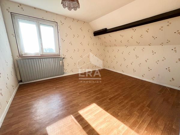 Maison St Vit 5 pièce(s)  à rénover