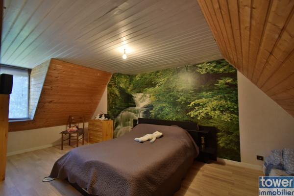 Maison 8 pièce(s) 6 chambre(s) 228 m²