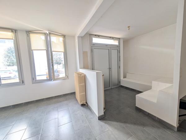 Appartement à vendre |  La Châtre |  2 pièces | 64 m²