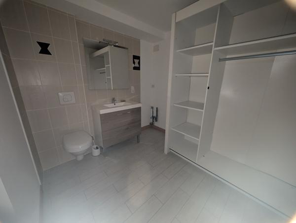 Appartement à vendre |  La Châtre |  2 pièces | 64 m²