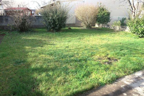 Pavillon à vendre à Châtellerault dans la Vienne (86100), ref : 86024-MAIS2426   
Lac