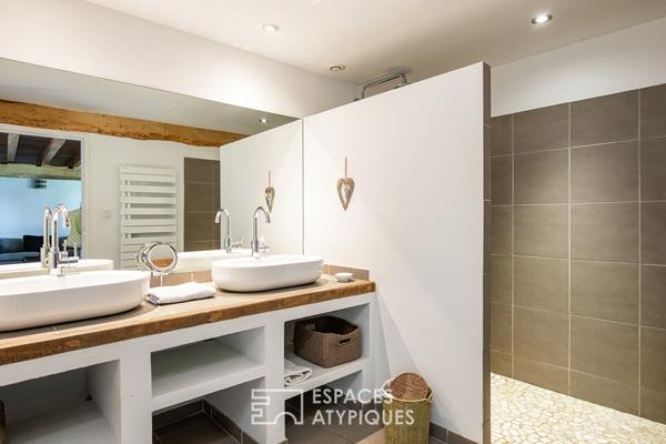 Superbe domaine de campagne, avec gîte et chambres d’hôtes.