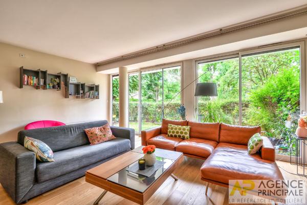 Appartement Chatou 5 pièce(s) 113 m² 669 000 € **  - Référence  158824