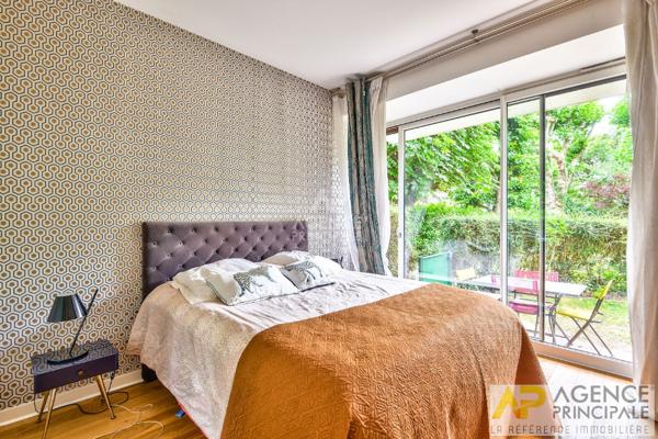 Appartement Chatou 5 pièce(s) 113 m² 669 000 € **  - Référence  158824