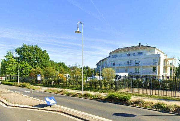 INVESTISSEMENT LOCATIF – GUICHEN – Résidence d'Affaires Cap West Guichen - 7,44 de rentabilité