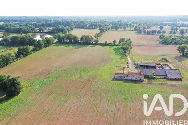 Maison à vendre 5 pièces 143,57 m² Roumoules