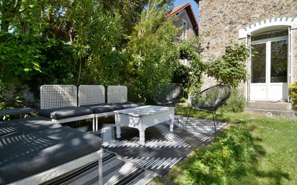 Maison à vendre    7 pièces •  Esbly