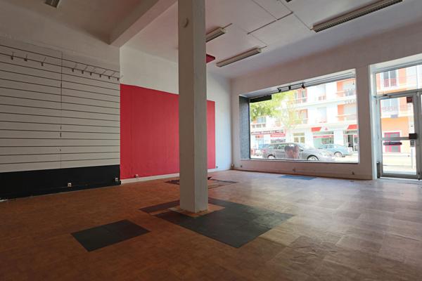 Local commercial Saint Nazaire - 55 m² de surface - Plein centre-ville de Saint-Nazaire, à quelques pas du Paquebot