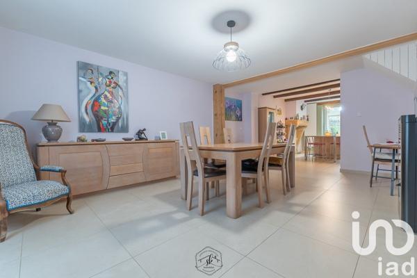 Maison de village 8 pièces de 230 m² à Villers-la-Montagne (54920)