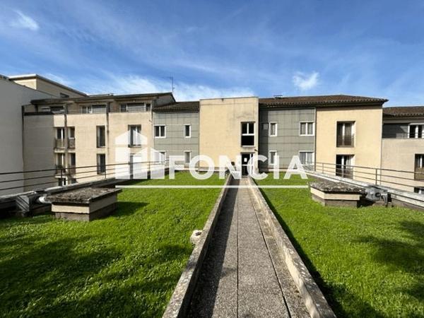 Location Studio 24 m² - 105 BOULEVARD DU GRAND CERF Poitiers 86000