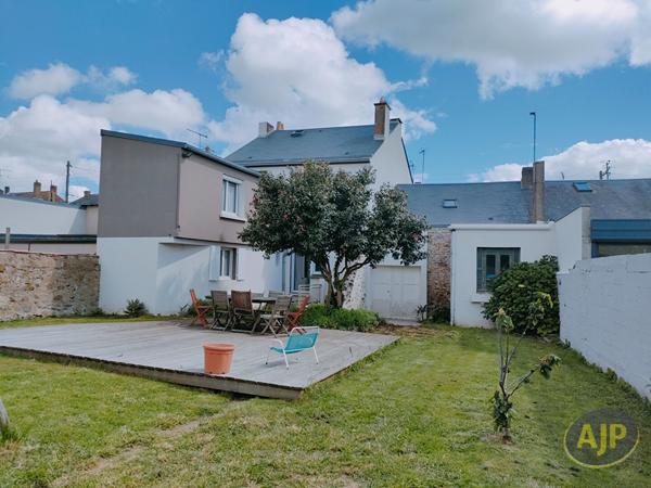 Vente maison La Roche Sur Yon : 378 000 € - AJP Immobilier La Roche-sur-Yon