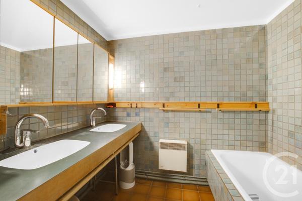 Appartement Duplex à vendre  5 pièces - 87,46 m2 PARIS - 75009