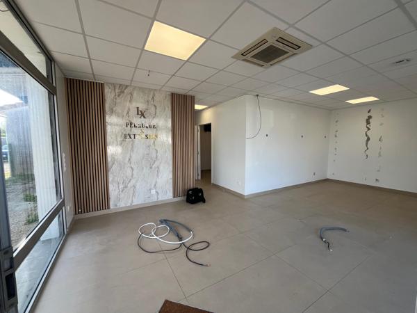 Sortie RN89, proche de commerces