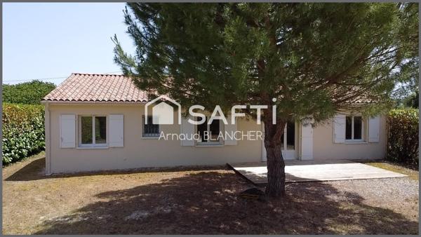 Pavillon plain-pied, quatre chambres, salle de bain, garage, jardin.